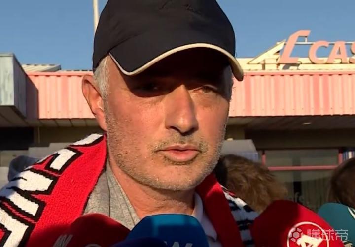 俱乐部正处, 不能表现得 俱乐部正处, 不能表现得