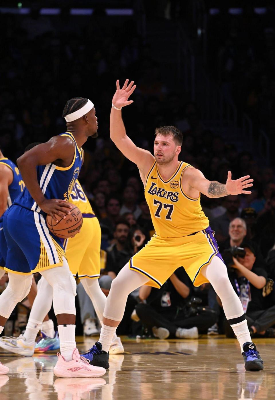 三分继续扩, 拉开分差, uzQ 三分继续扩, 拉开分差, uzQ